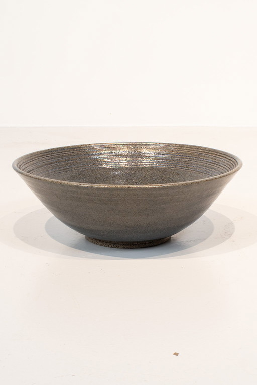 Hand-formed bowl
