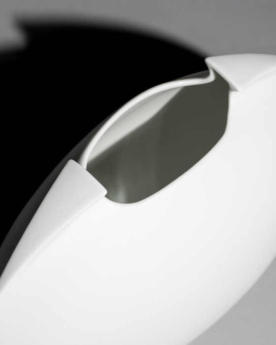 Image 1 of Lino Sabattini TASCA Vase ROSENTHAL Bisque Porcelain Postmodern Minimalism 20x27