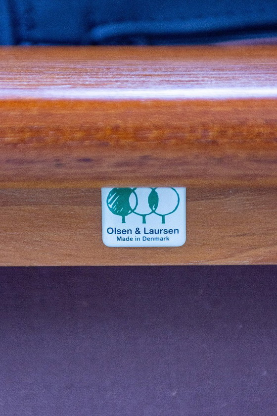 Image 1 of Divano vintage in teak, divano in pelle, modello a 2 posti Olsen & Laursen, anni '80