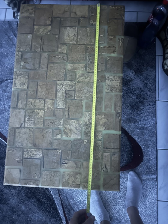 Image 1 of Table basse artisanale en résine époxy – Une pièce vraiment unique pour votre intérieur ✨