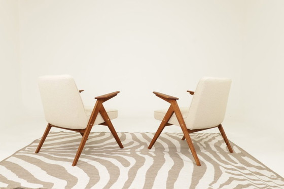 Image 1 of Mid century fauteuils vintage lounge stoel in ecru set van 2 stoelen, compleet gerestaureerd