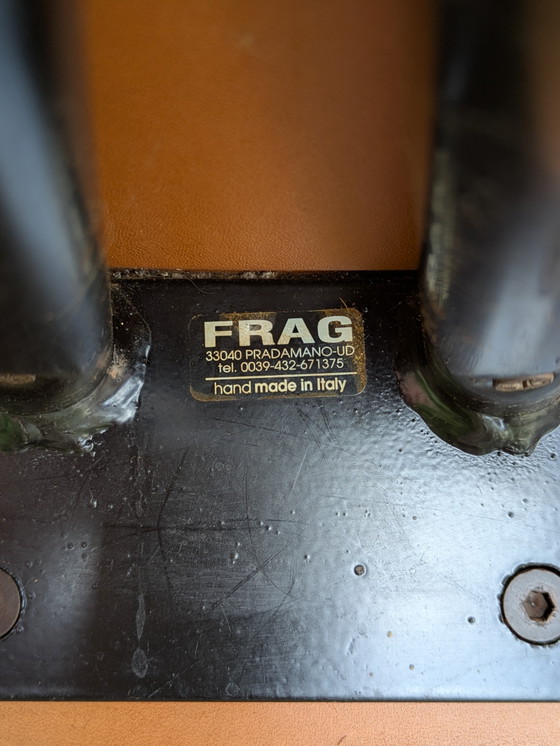 Image 1 of 4 fauteuils en cuir Frag Psyra. Fabrication artisanale italienne.