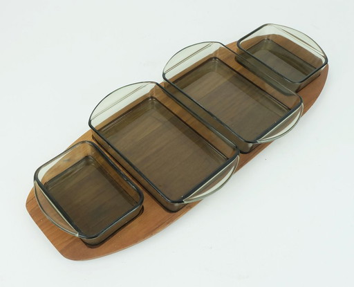 Juego de servir danés moderno con bandeja de teca y cuencos de cristal, década de 1960