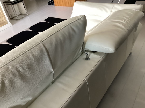 Schönes weißes Ledersofa mit passendem Hocker – DFS, Chaise longue, Leather (photo 6 of 12)