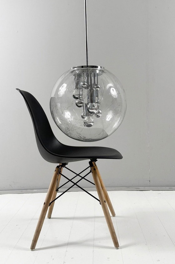 Image 1 of Hanglamp in ruimtetijdstijl uit de jaren 70, model “8926” 'Big Ball' van DORIA, Duitsland.