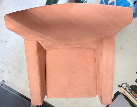 Two Leolux Dolcinea Armchairs. (Used), Textile, Orange (photo 3 of 5)