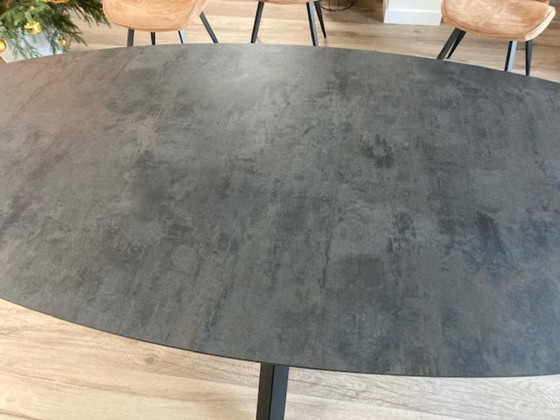 Image 1 of Dining table Masura by Xooon oval