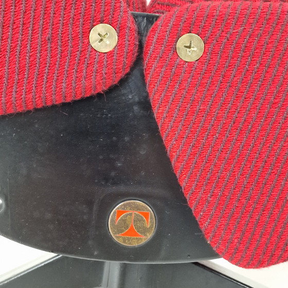 Image 1 of Chaise longue inclinable P40 par Osvaldo Borsani pour Tecno, années 1950