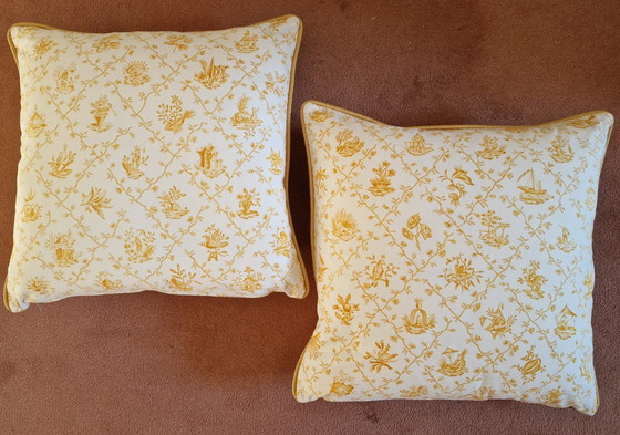 Image 1 of 2 Throwing pillows Toile de Jouy