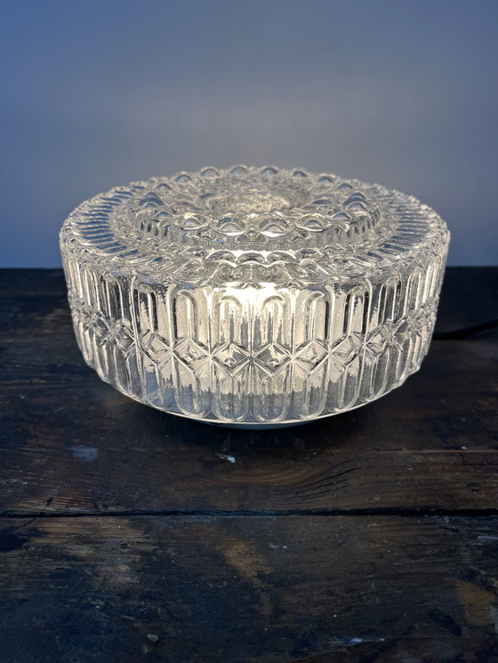 Image 1 of Plafonnier rond vintage en verre