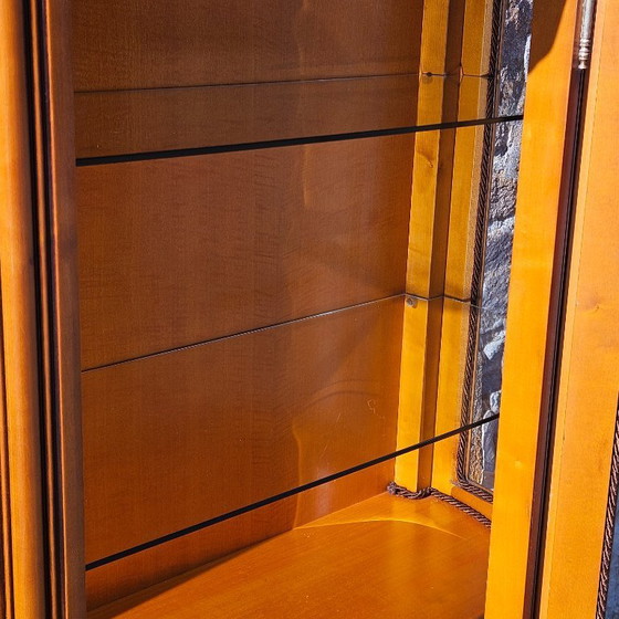 Image 1 of Franse vintage glazen vitrinekast - Kersenhouten vitrine - Louis XV-stijl - jaren 70
