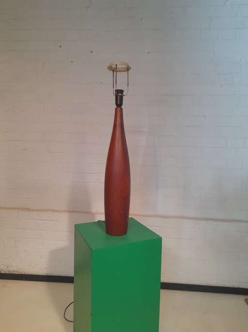 Lámpara de teca modernista danesa de gran tamaño, firmada por ESA vintage.