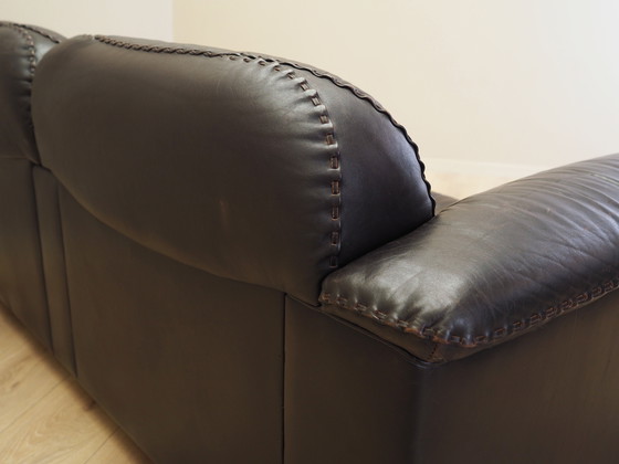 Image 1 of Bruine leren bank, Zwitsers ontwerp, jaren 1970, Vervaardiging: De Sede