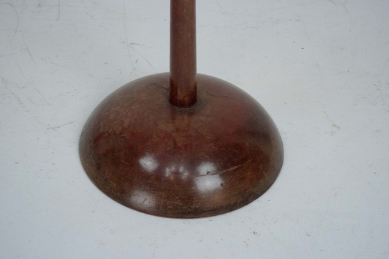 Image 1 of Posacenere vintage in legno con manico in pelle intrecciata. Italia anni '50