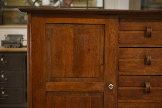 Buffet en chêne reconstruction par René Gabriel années 1940 – Armoires de rangement, Bois, Vintage (photo 11 of 12)