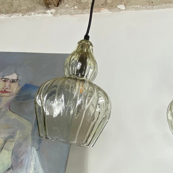 Coppia di lampade a sospensione antiche in vetro trasparente. – Glass (photo 4 of 9)