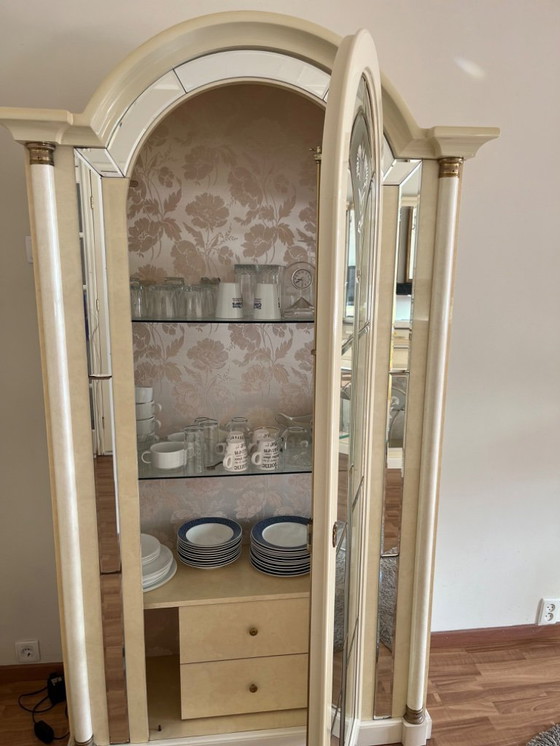 Image 1 of Présentoir blanc brillant italien