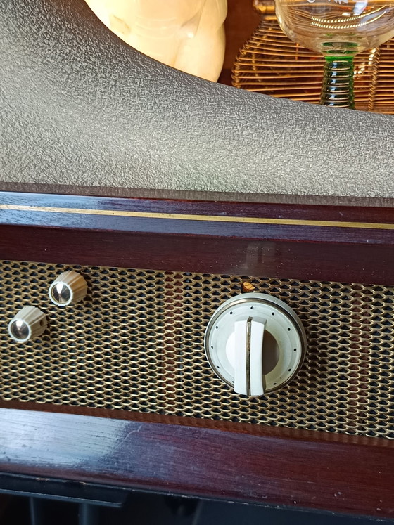 Unique vintage television creatively converted into an illuminated liquor cabinet., Radiobell, Metal, Plastic (photo 7 of 12)