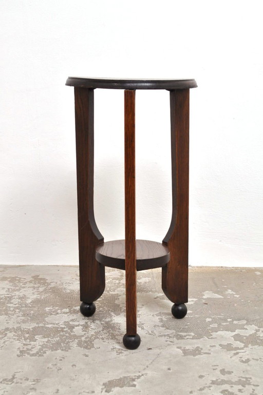Vintage Art deco side table in oak, 1920s