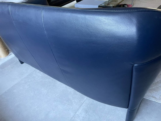 Jori 2-seater sofa blue leather (photo 5 of 5)