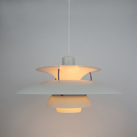 Danish Vintage PH 5 Pendant Lamp by Poul Henningsen, Louis Poulsen, 1958 – Aluminium (photo 4 of 9)