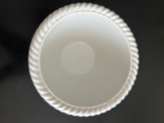 Image 1 of Pillivuyt Kom