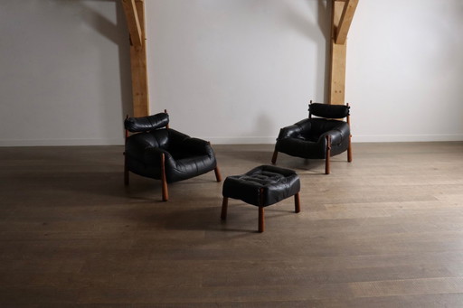 Percival Lafer MP-81 lounge chairs with ottoman in black leather, Brazil 1970s