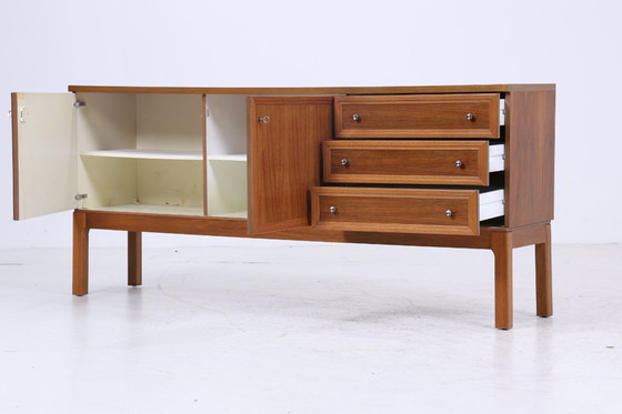 Image 1 of Vintage Noyer Palette Sideboard années 60 | Mid Century TV Board avec compartiments & tiroirs Rétro Bois de rangement #07-10