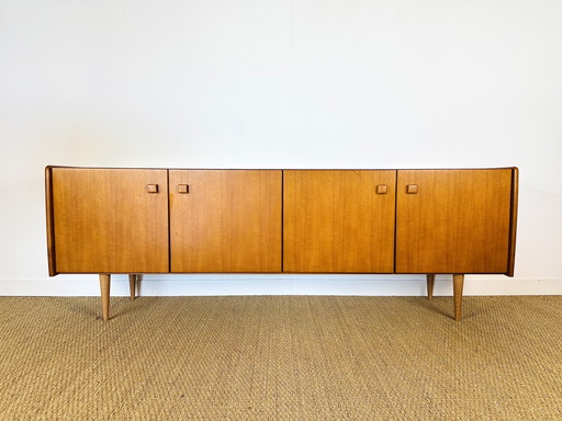 Scandinavisch dressoir van teakhout, 1960