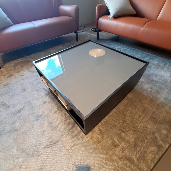 Image 1 of Mesa de centro Close de diseño italiano