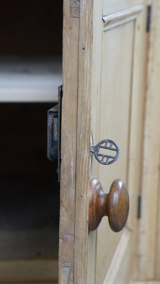 Image 1 of Buffet/ table d'appoint/ comptoir/ îlot de cuisine anglais ancien du début du 19ème siècle en bois de pin