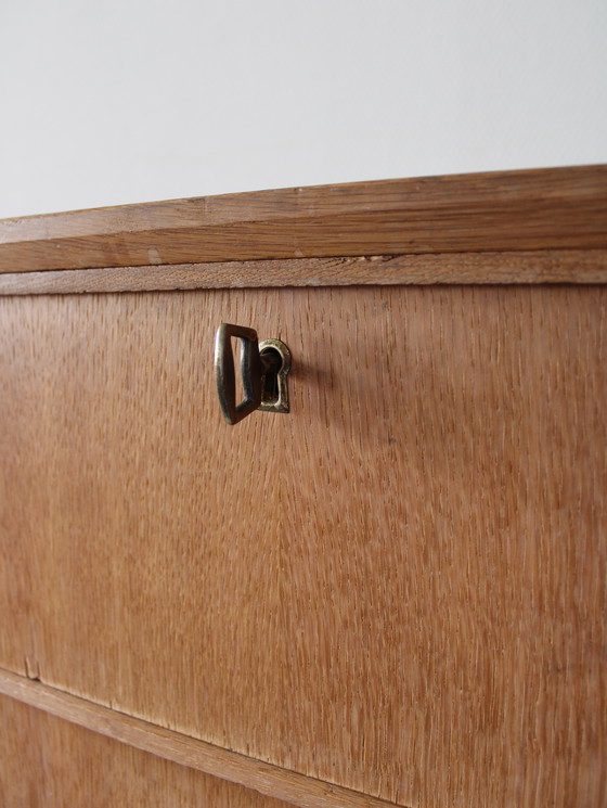 Image 1 of Vintage Deense Ladekast in Eiken door Ejsing, Tallboy