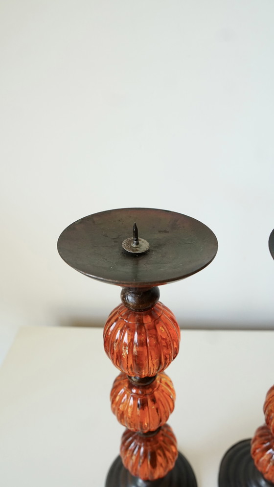 Image 1 of Pair of vintage candlesticks in metal and orange blown glass - 70s style