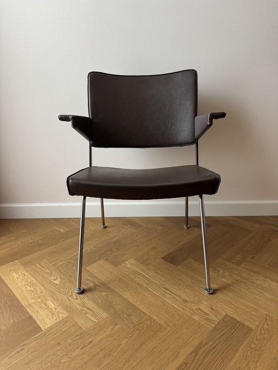 Image 1 of Gispen 1445 fauteuil bruin leer
