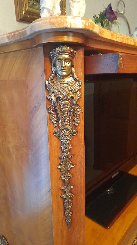 Image 1 of Mobile "Palissandro" (per TV, bar o ripostiglio) con ornamento in bronzo