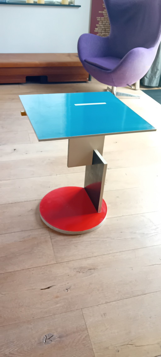 Rietveld side table