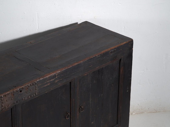 Buffet bas ancien peint en bois d'orme – Chine, circa 1900 (photo 10 of 40)