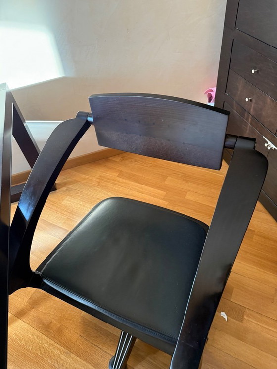 Image 1 of Giorgetti tafel en stoelen - ontworpen door Massimo Scolari