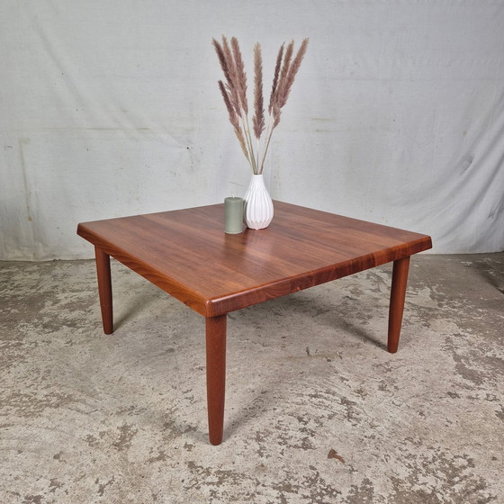 Image 1 of Niels Bach Table basse Vintage 60s Teck massif Danois
