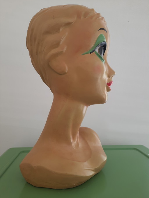 Vintage shop window head Twiggy ceramic sculpture