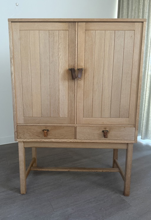 Tablero alto de roble Kurt Østervig