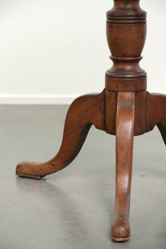 Leuke antieke Engelse tilttop tafel met zeer mooie kleuren en een prachtig patina – Bijzettafels, Wood (photo 10 of 10)