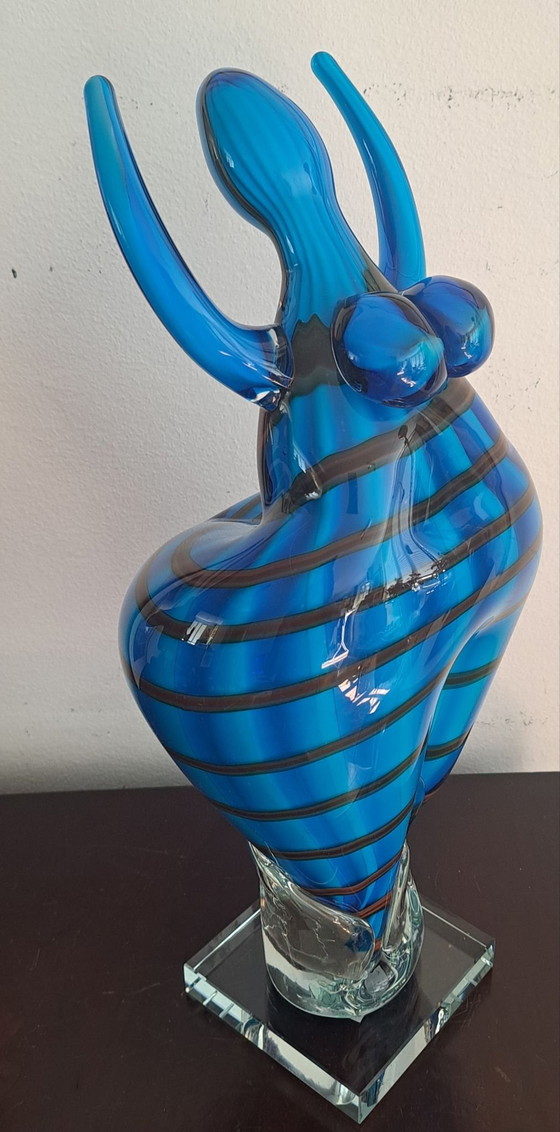 Moderne blauwe dansende vrouw , glasobject – Glaskunst (photo 5 of 10)
