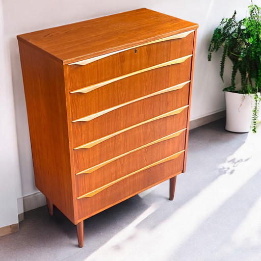 Vintage Danish design chest of drawers | teak wood