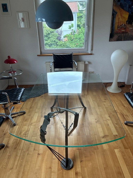 Design eettafel van glas met stalen frame – Metal (photo 7 of 8)