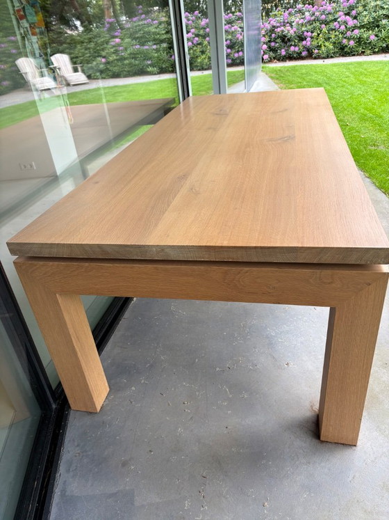 Image 1 of Mesa de comedor de roble