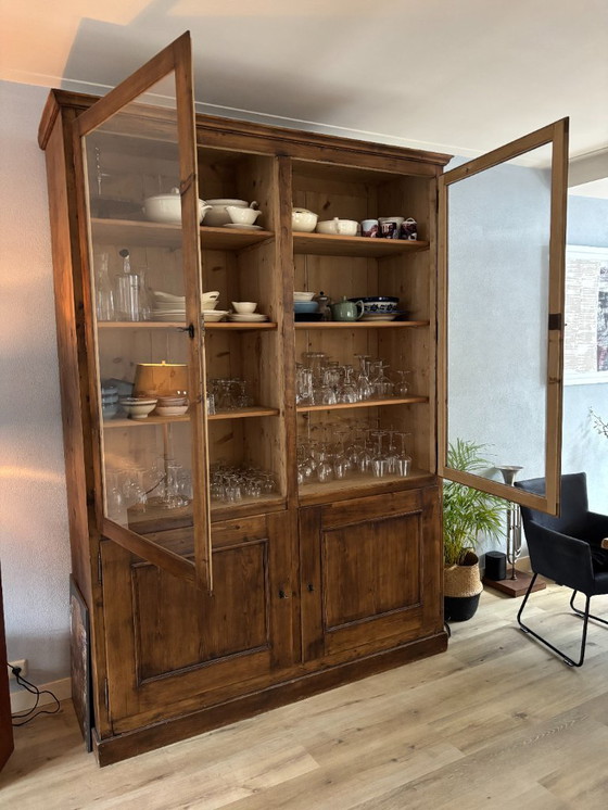 Image 1 of Vetrina originale in pino