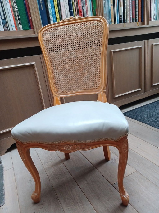 5 o 6 sillas de diseño italiano