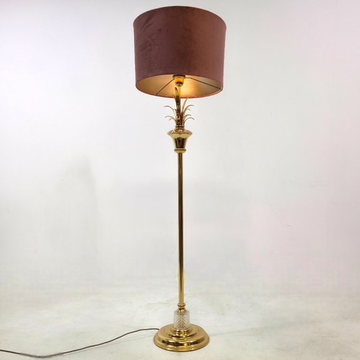 Lámpara de pie Boulanger de mediados de siglo con forma de piña, de latón