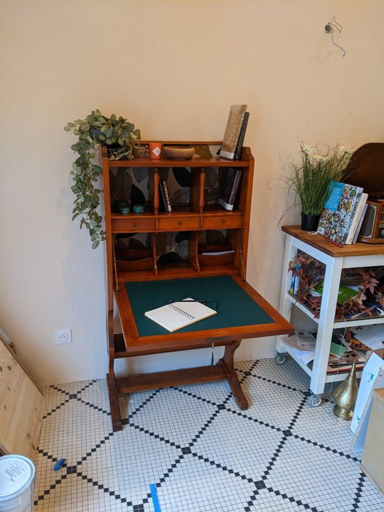 Image 1 of Sekretär aus Massivholz mit Klappfront, 138 × 70,3 × 29 cm